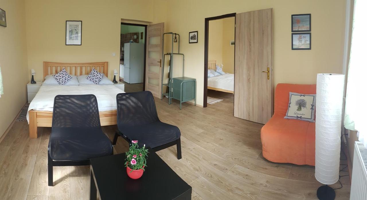 Apartment Arnika Korenov Bagian luar foto