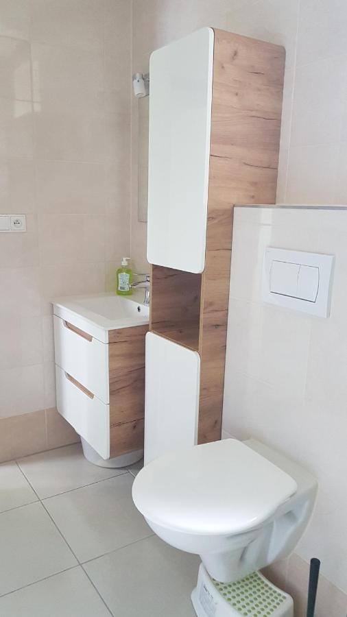 Apartment Arnika Korenov Bagian luar foto